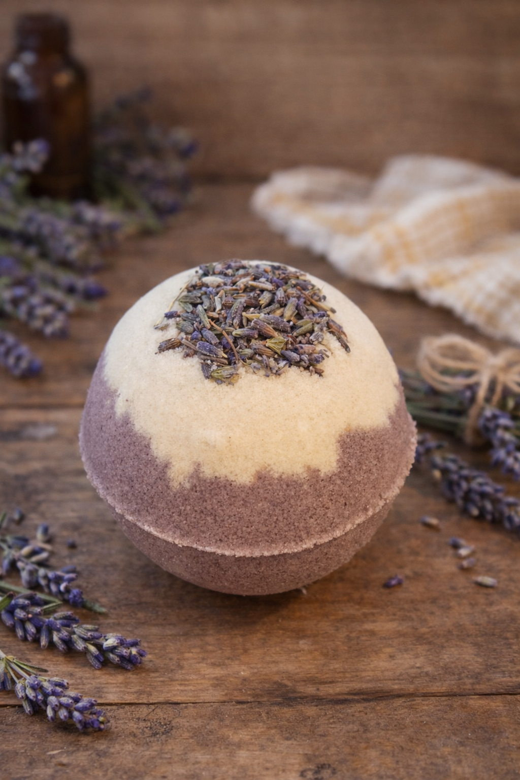 Lavender Layer - Bath Bomb